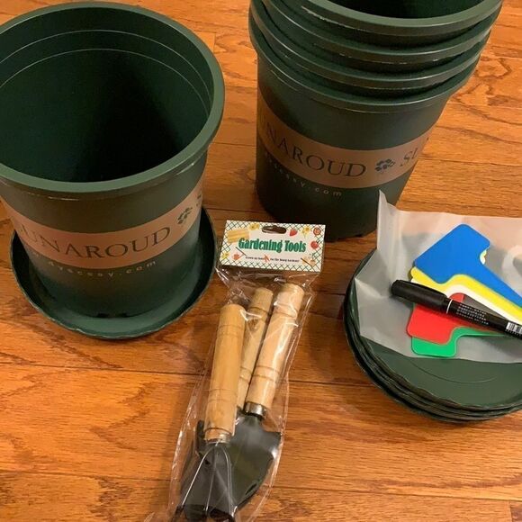 Sunaround garden kit.  - Picture 1 of 6